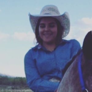 Meet your Posher, Johnnessa